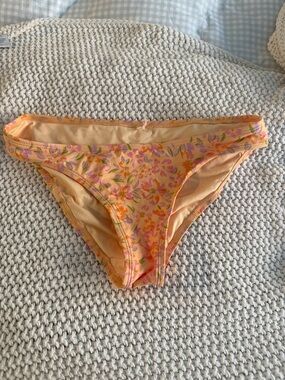 Billabong Peach Floral Bikini Bottoms with Pink and Orange Accents